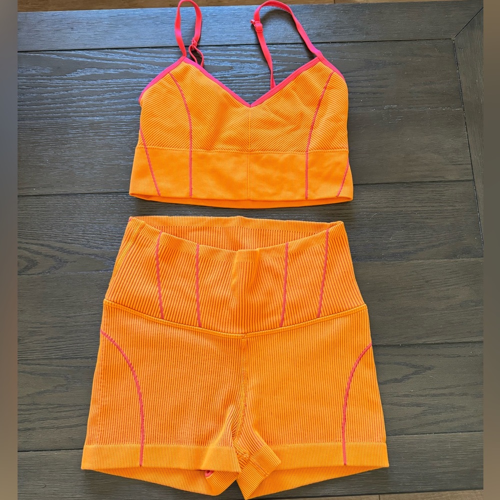 Aerie Biker Shorts & Sports Bra set